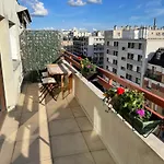 F8 - Terrace Paris's View, Eiffel Tower Area *