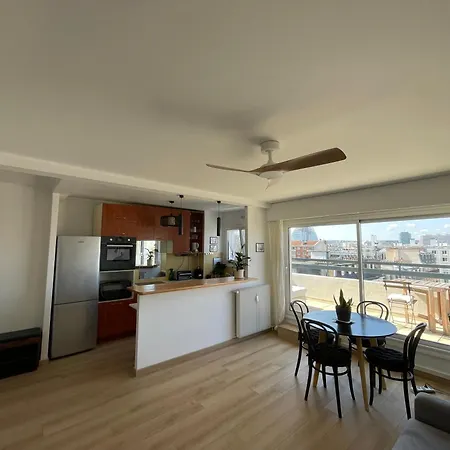 F8 - Terrace Paris's View, Eiffel Tower Area Апартаменты Париж
