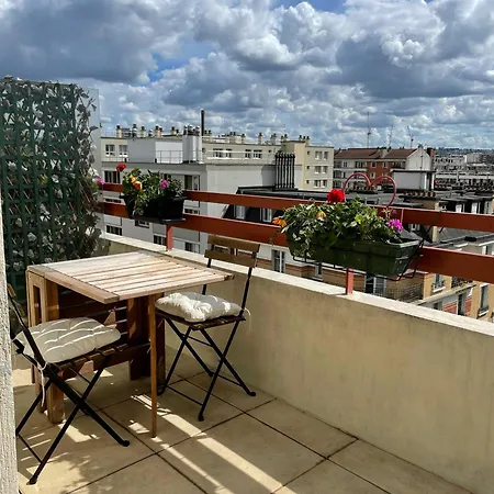 Apartment F8 - Terrace Paris's View, Eiffel Tower Area *