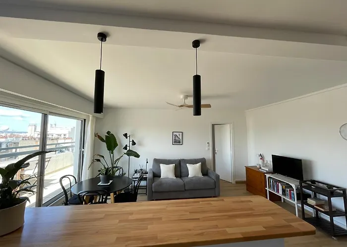 아파트 F8 - Terrace Paris's View, Eiffel Tower Area *